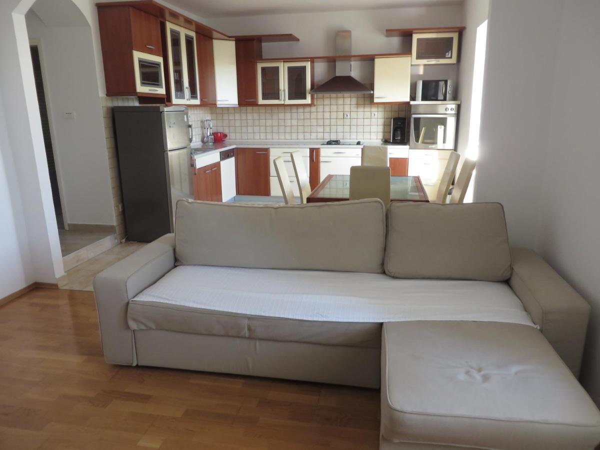 Apartments Tonka Pakoštane Dış mekan fotoğraf