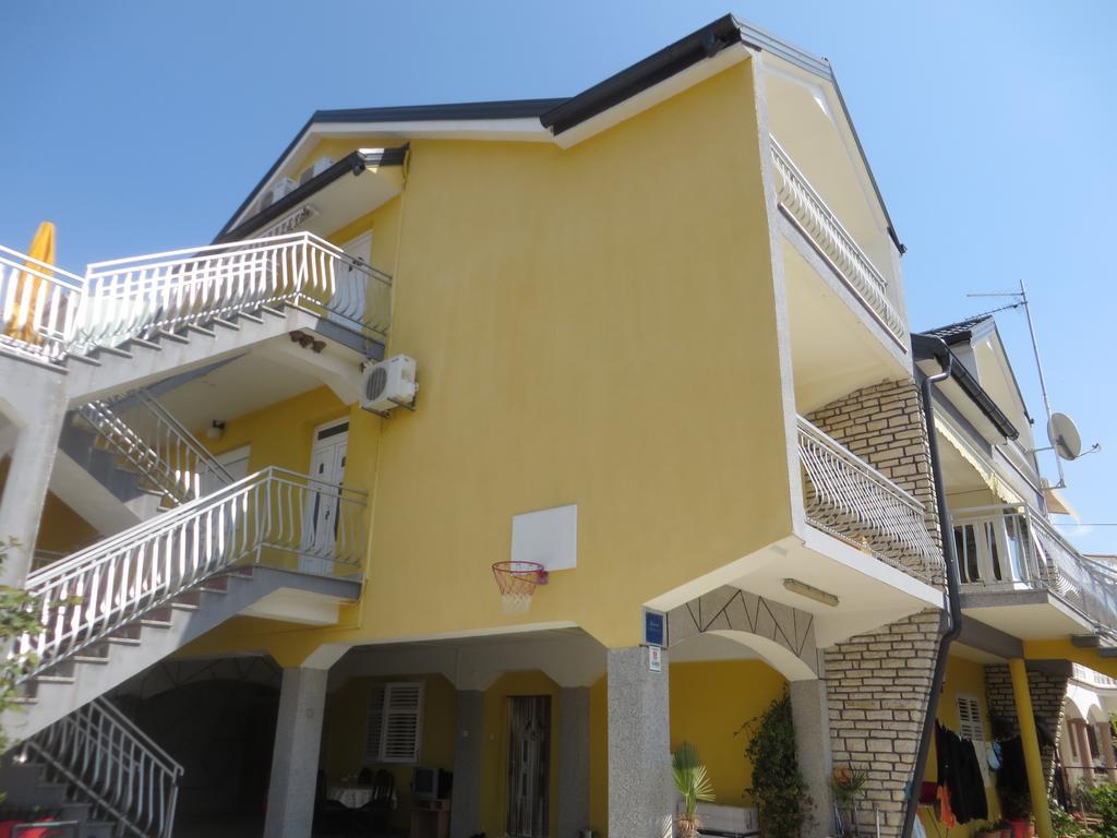 Apartments Tonka Pakoštane Dış mekan fotoğraf